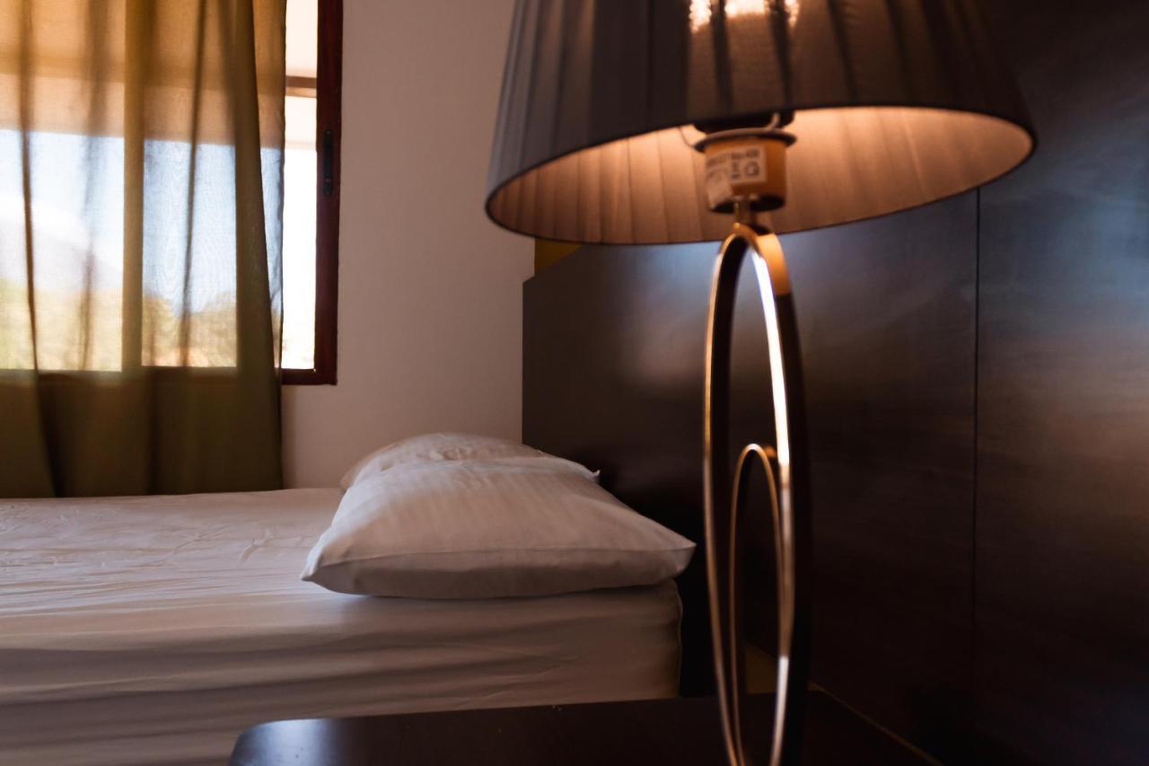 Hotel Boutique Victoria Мойогальпа Экстерьер фото